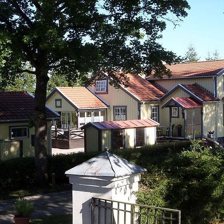Skogis Bed & Breakfast Katrineholm Ngoại thất bức ảnh