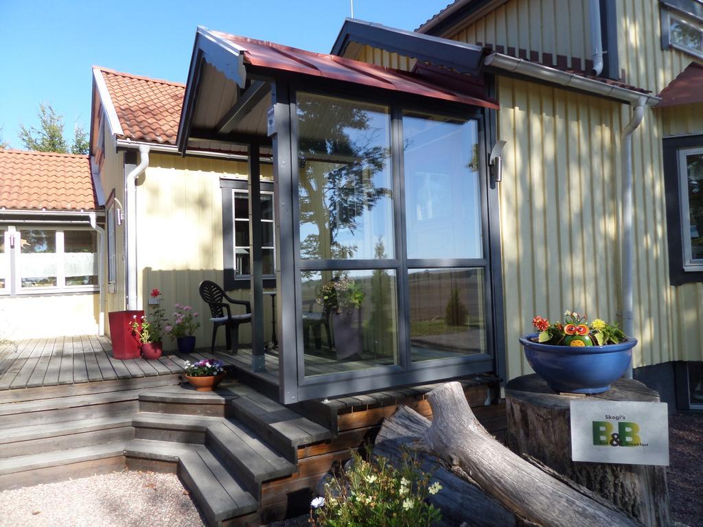Skogis Bed & Breakfast Katrineholm Ngoại thất bức ảnh