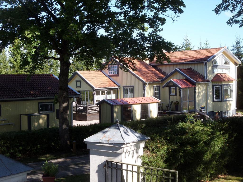 Skogis Bed & Breakfast Katrineholm Ngoại thất bức ảnh