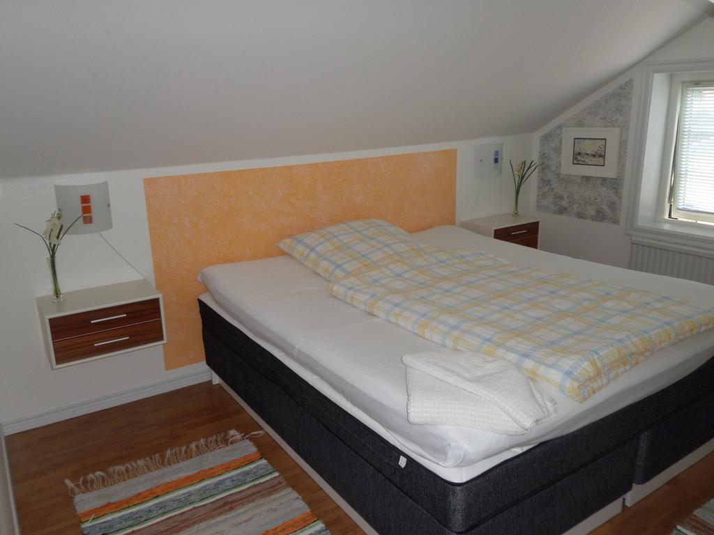 Skogis Bed & Breakfast Katrineholm Ngoại thất bức ảnh