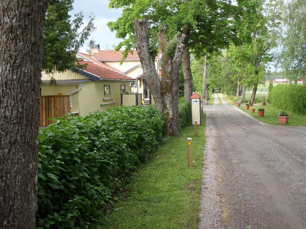 Skogis Bed & Breakfast Katrineholm Ngoại thất bức ảnh